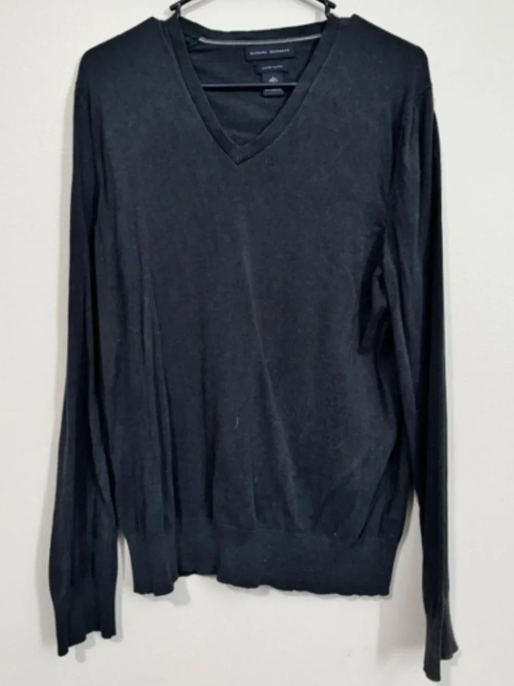 Men's Banana Republic V Neck Long Sleeve T Shirt Color Navy Size Large